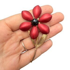 Vintage Jewelry Red Daisy Brooch Red Flower Pin Floral Jewelry